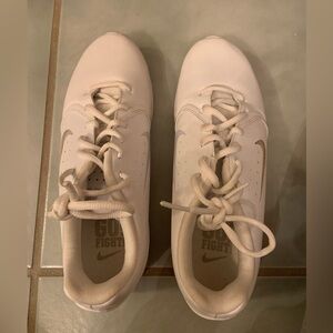 Nike cheerleading shoes women’s size 8